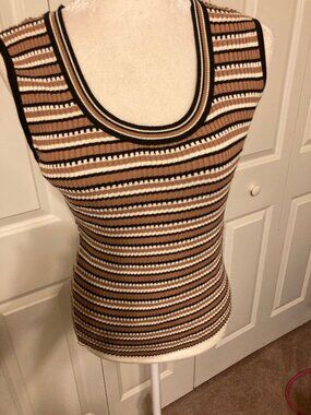Industry ~ Sleeveless Blouse ~ Size Medium
